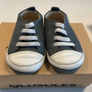 Old soles baby shoes